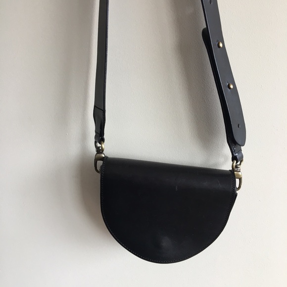 VereVerto | Luna Belt Bag - Picture 5 of 8